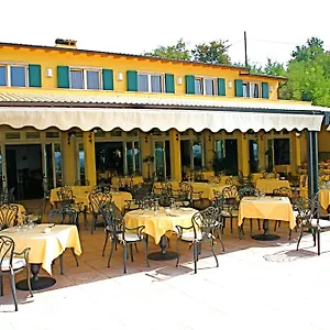 hotel-la-dolce-vita-cavaion-veronese.hotelinveneto.com/